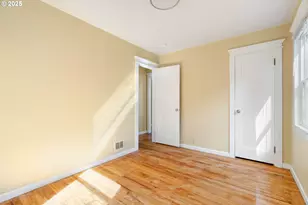 11330 NE Glisan St, Portland, OR 97220 - Photo 17