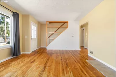 11330 NE Glisan St, Portland, OR 97220 - Photo 7