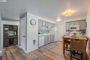 3837 NE 45th St, Vancouver, WA 98661 - Photo 13