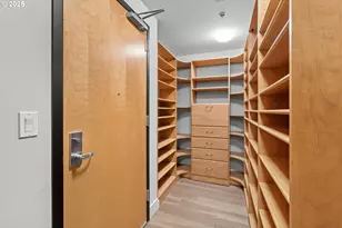 333 NW 9th Ave, Portland, OR 97209 - Photo 43