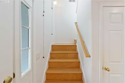 101 Gregory Ln, Mount Angel, OR 97362 - Photo 15