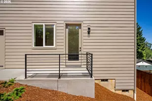 2902 E McLoughlin Blvd, Vancouver, WA 98661 - Photo 31