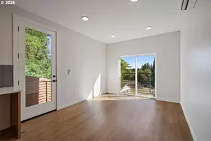 2902 E McLoughlin Blvd, Vancouver, WA 98661 - Photo 33