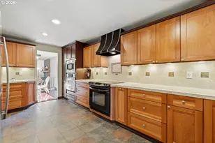 19365 SW Clarion Ct, Beaverton, OR 97003 - Photo 13