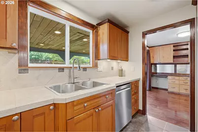 19365 SW Clarion Ct, Beaverton, OR 97003 - Photo 15
