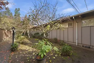 12125 SW 14th St, Beaverton, OR 97005 - Photo 5