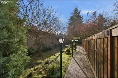 12125 SW 14th St, Beaverton, OR 97005 - Photo 3