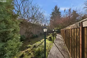 12125 SW 14th St, Beaverton, OR 97005 - Photo 3