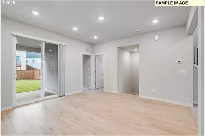 16955 SW Lorikieet Ln, Beaverton, OR 97007 - Photo 9