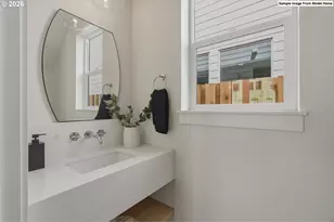 2889 NE 62nd Ave, Portland, OR 97213 - Photo 7