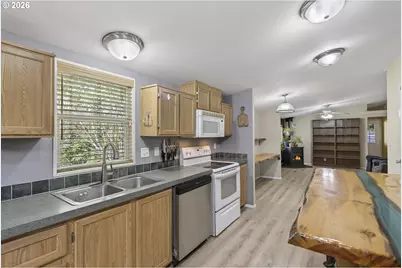 32700 SE Leewood Ln, Boring, OR 97009 - Photo 17