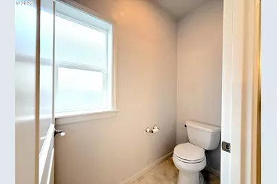 2602 Cumberland Dr, Eugene, OR 97408 - Photo 27