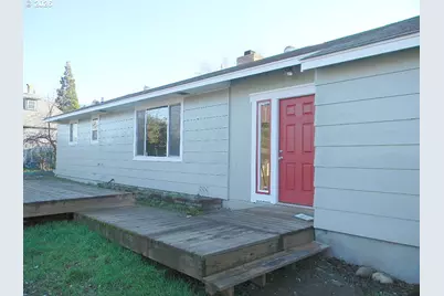 214 E 13th St, The Dalles, OR 97058 - Photo 1