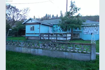 214 E 13th St, The Dalles, OR 97058 - Photo 23
