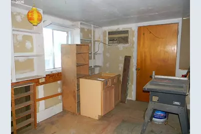 214 E 13th St, The Dalles, OR 97058 - Photo 19