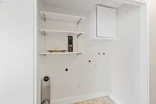 806 SW 15th St, Pendleton, OR 97801 - Photo 13