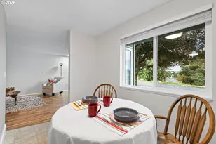 806 SW 15th St, Pendleton, OR 97801 - Photo 5