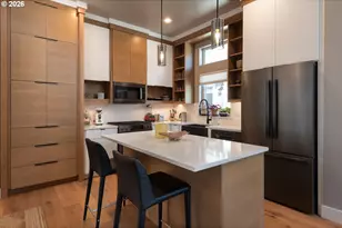152 W Clearpine Dr, Sisters, OR 97759 - Photo 9