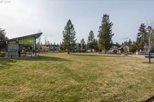 152 W Clearpine Dr, Sisters, OR 97759 - Photo 23