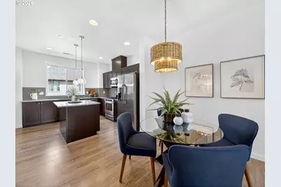 29148 SW Costa Cir E, Wilsonville, OR 97070 - Photo 9