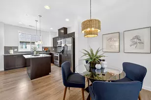 29148 SW Costa Cir E, Wilsonville, OR 97070 - Photo 9