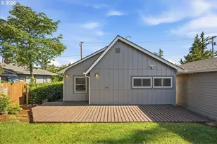 3036 SE Park Ave, Milwaukie, OR 97222 - Photo 35