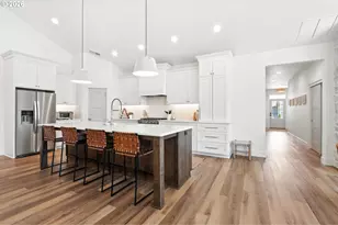 2049 SE Arrowwood Ave, Dallas, OR 97338 - Photo 11