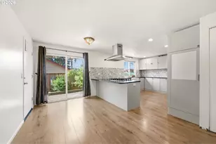 4725 SW 207th Ct, Beaverton, OR 97078 - Photo 9