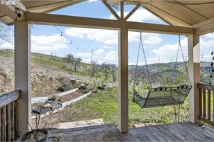 3475 Three Mile Rd, The Dalles, OR 97058 - Photo 45