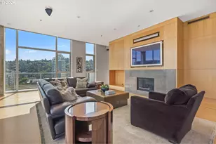 1221 SW 10th Ave, Portland, OR 97205 - Photo 9