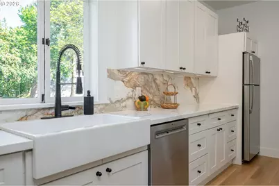 5908 SW 45th Ave, Portland, OR 97221 - Photo 17