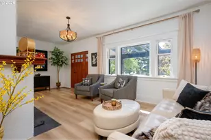 5908 SW 45th Ave, Portland, OR 97221 - Photo 13
