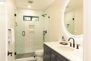 13143 Vermeer Dr, Lake Oswego, OR 97035 - Photo 29