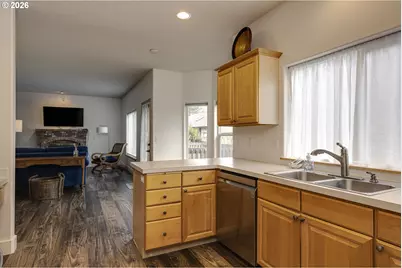 165 NW Peach St, Dundee, OR 97115 - Photo 13