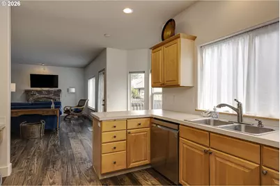 165 NW Peach St, Dundee, OR 97115 - Photo 11