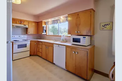 21405 NE 167th Ave, Battle Ground, WA 98604 - Photo 23