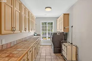 13887 NW Meadowridge Dr, Portland, OR 97229 - Photo 27