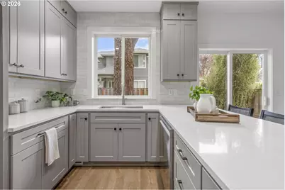 17350 Ashley Ct, Lake Oswego, OR 97035 - Photo 11