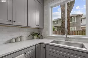 17350 Ashley Ct, Lake Oswego, OR 97035 - Photo 13