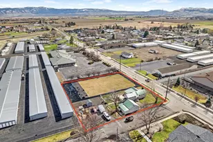 2501 Cove Ave, La Grande, OR 97850 - Photo 3