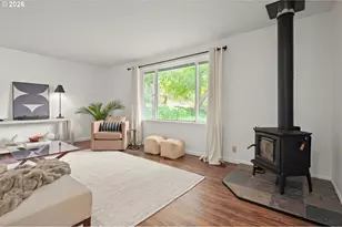 911 Snell St, Eugene, OR 97405 - Photo 5