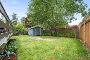 911 Snell St, Eugene, OR 97405 - Photo 39