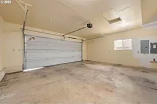 911 Snell St, Eugene, OR 97405 - Photo 33