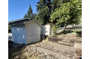 711 Plin St, Myrtle Creek, OR 97457 - Photo 13