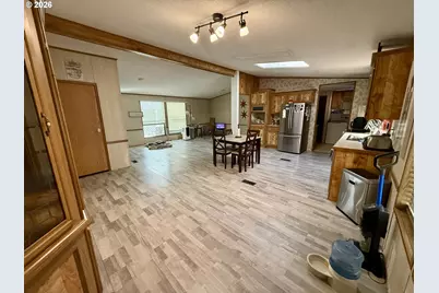 711 Plin St, Myrtle Creek, OR 97457 - Photo 5