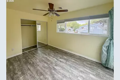 1572 NW Tanasbrook Ct, Beaverton, OR 97006 - Photo 13