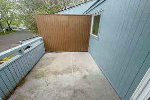 1572 NW Tanasbrook Ct, Beaverton, OR 97006 - Photo 15