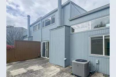 1572 NW Tanasbrook Ct, Beaverton, OR 97006 - Photo 19