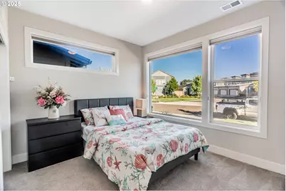 7432 SE Chinquapin Dr, Hillsboro, OR 97123 - Photo 19