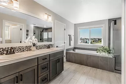 7432 SE Chinquapin Dr, Hillsboro, OR 97123 - Photo 33